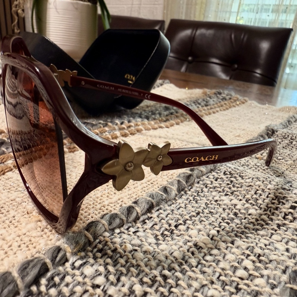 Coach Women's Burgundy Sunglasses with case